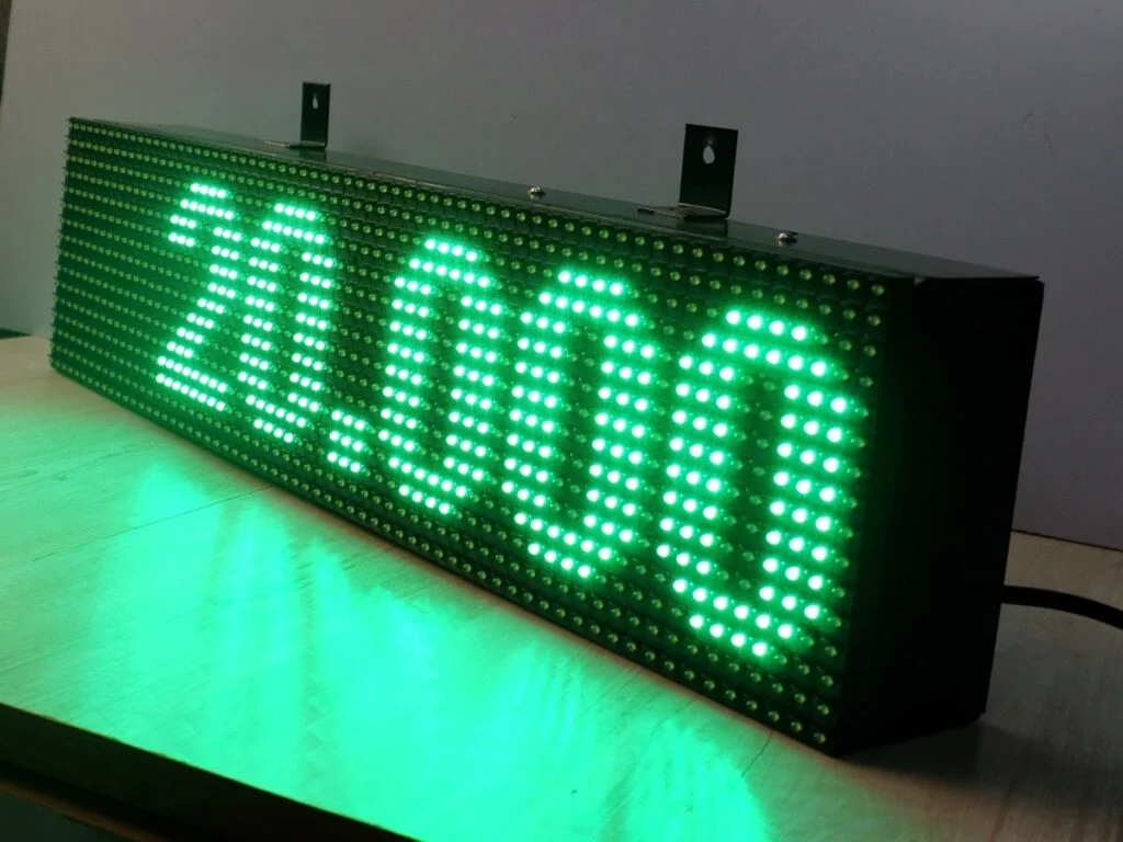 P10 External Display - Wireless & Wired